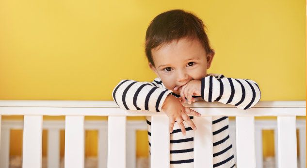 ¿Cómo debe ser el cambio de la cuna a la cama de tu bebé?