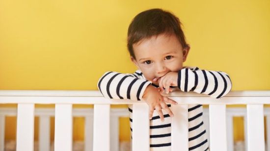 ¿Cómo debe ser el cambio de la cuna a la cama de tu bebé?