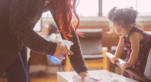 Beneficios de que los niños ayuden en casa