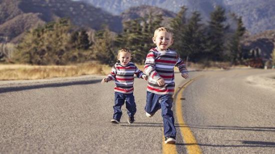 5 trucos para evitar las peleas entre hermanos
