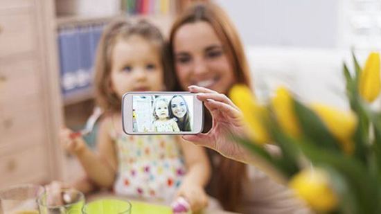 5 tipos de fotos de tus peques que no debes compartir en redes sociales