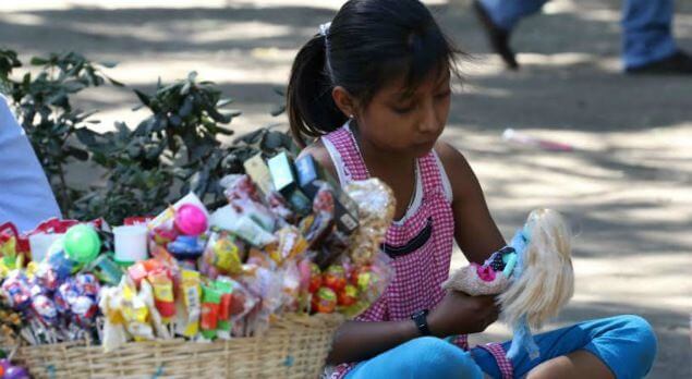 49% de las niñas y adolescentes mexicanas tienen que trabajar