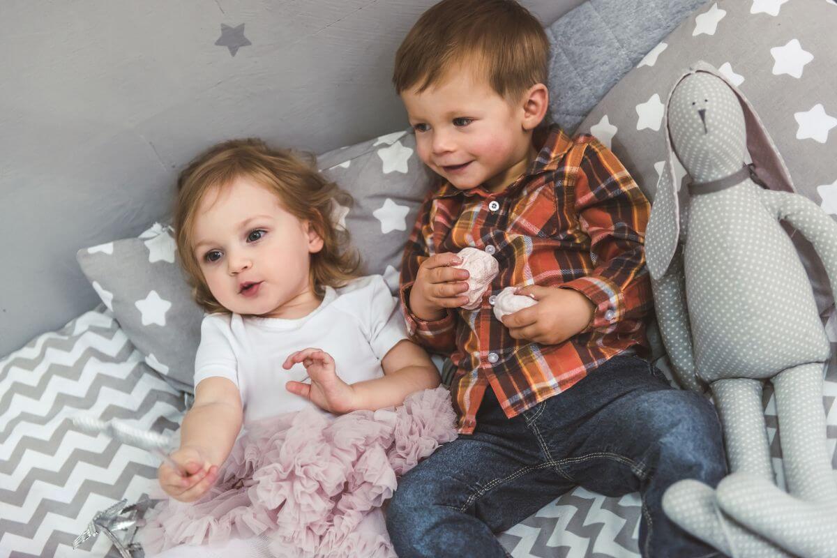 hermanos bebés
