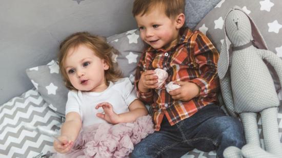 hermanos bebés