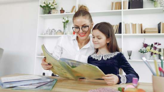 niña madre examen